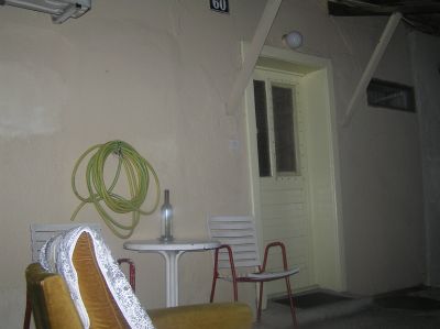 Vandrarhemmet i Podgorica, strax intill fotbollsstadion.